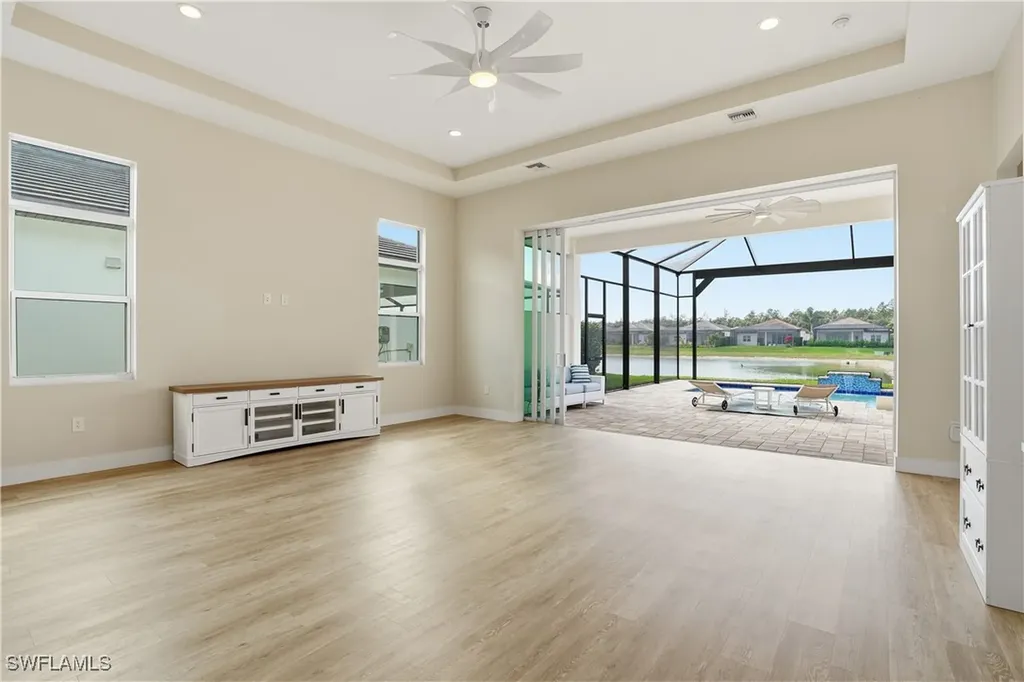 3635 Sapphire Cove Circle Naples FL 34114