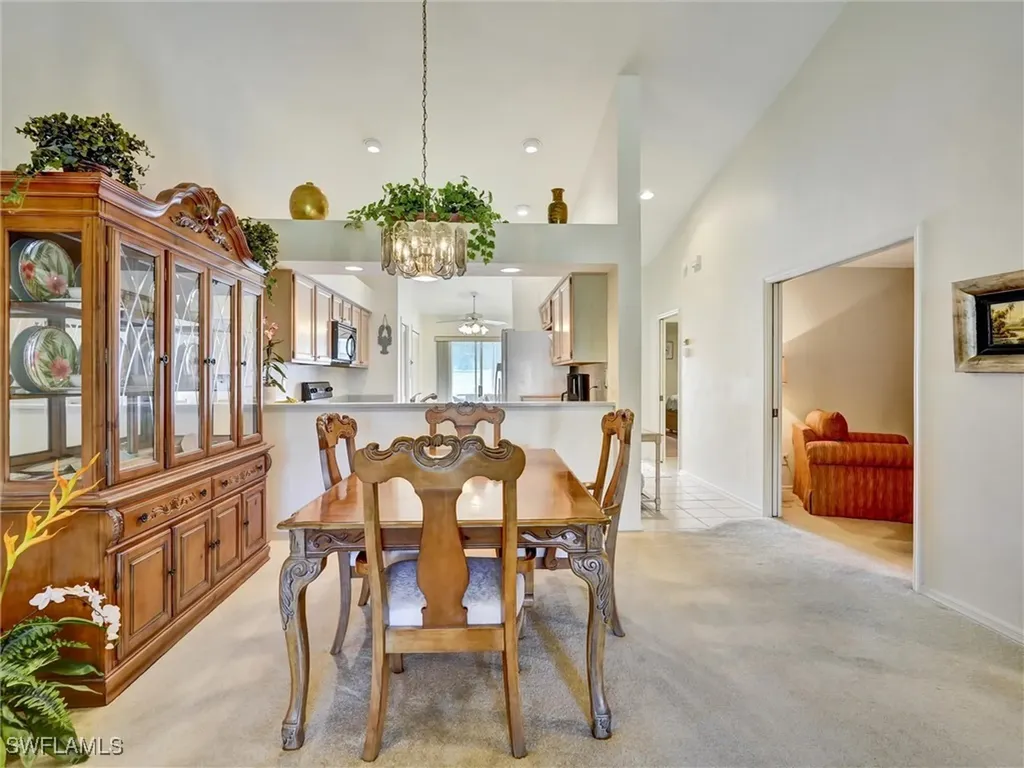 421 Country Hollow Court Naples FL 34104
