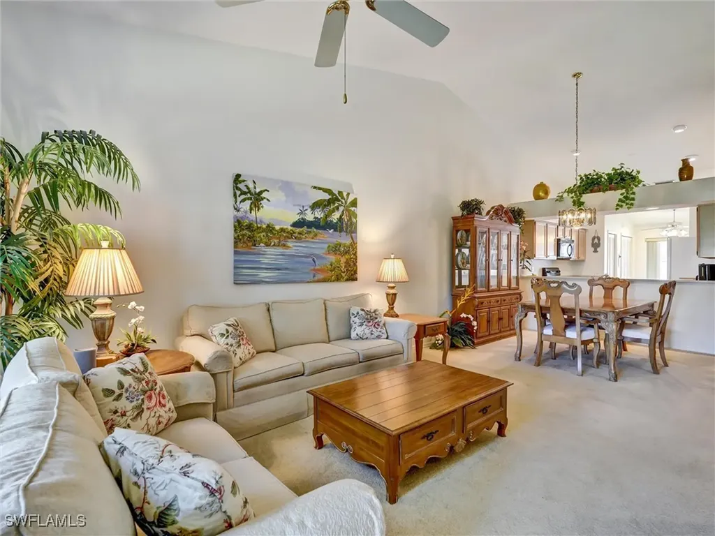 421 Country Hollow Court Naples FL 34104