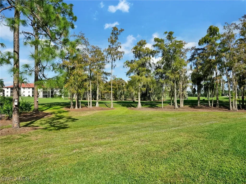 421 Country Hollow Court Naples FL 34104