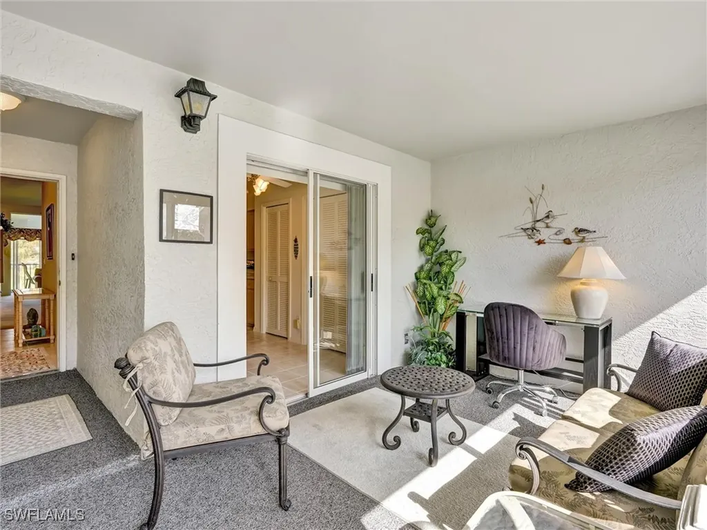 421 Country Hollow Court Naples FL 34104