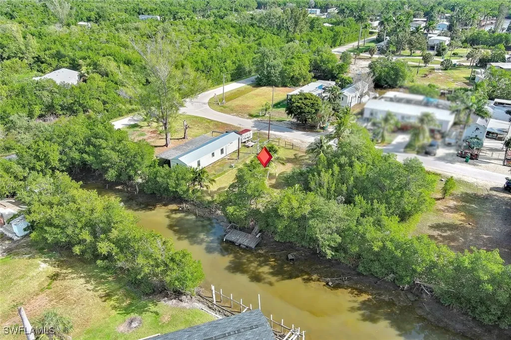 102 Egret Lane Everglades City FL 34139
