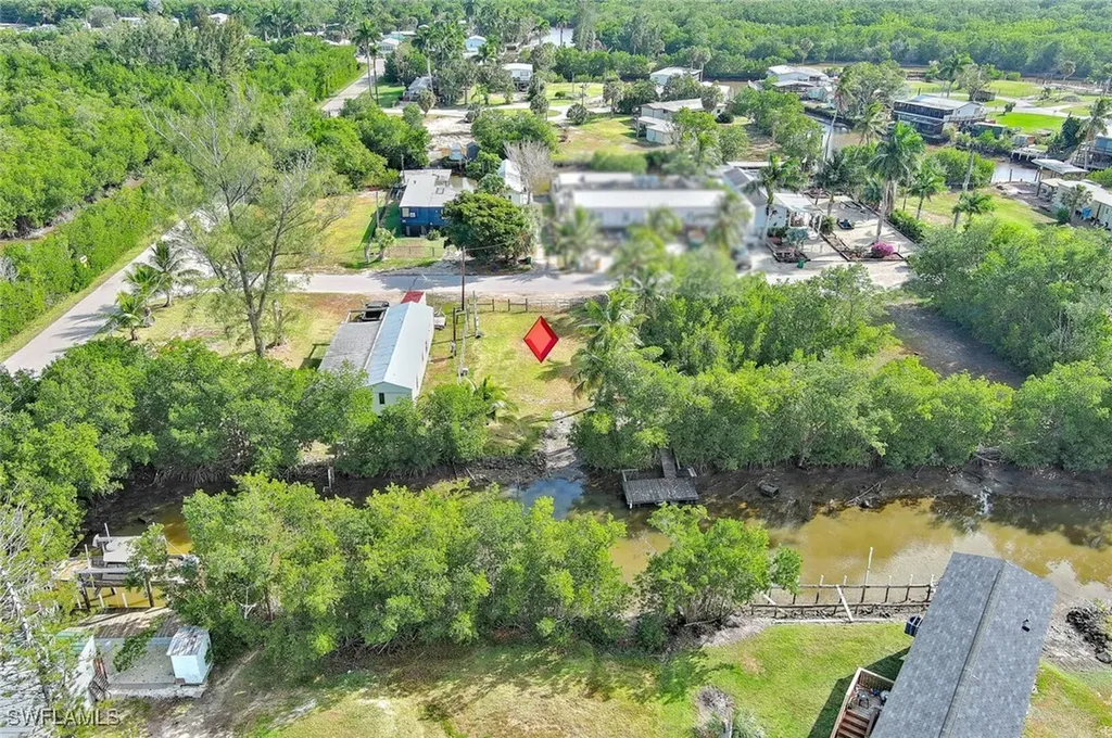 102 Egret Lane Everglades City FL 34139