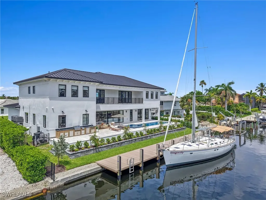 839 Chestnut Court Marco Island FL 34145