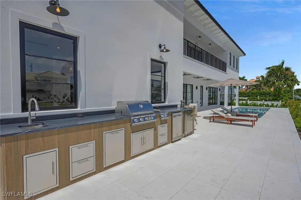 839 Chestnut Court Marco Island FL 34145
