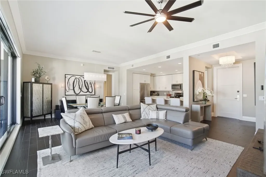 1030 3rd Avenue S Naples FL 34102