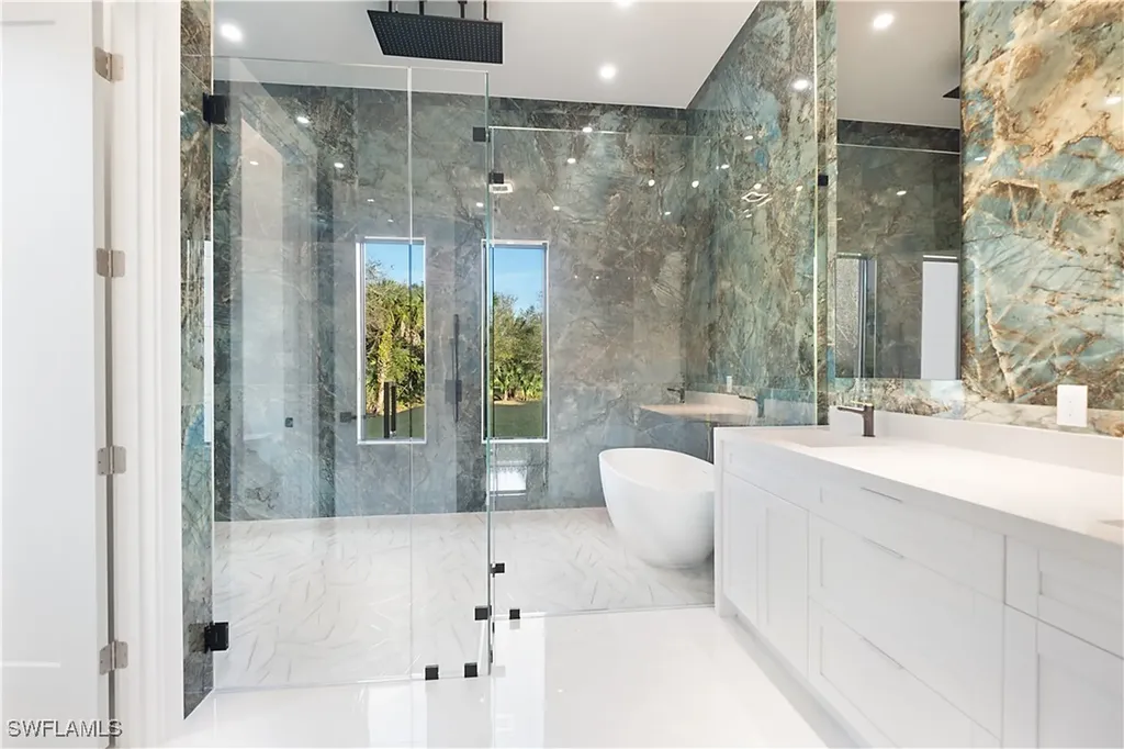 2319 54th Avenue NE Naples FL 34120