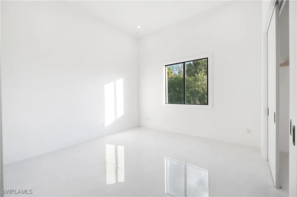 2319 54th Avenue NE Naples FL 34120