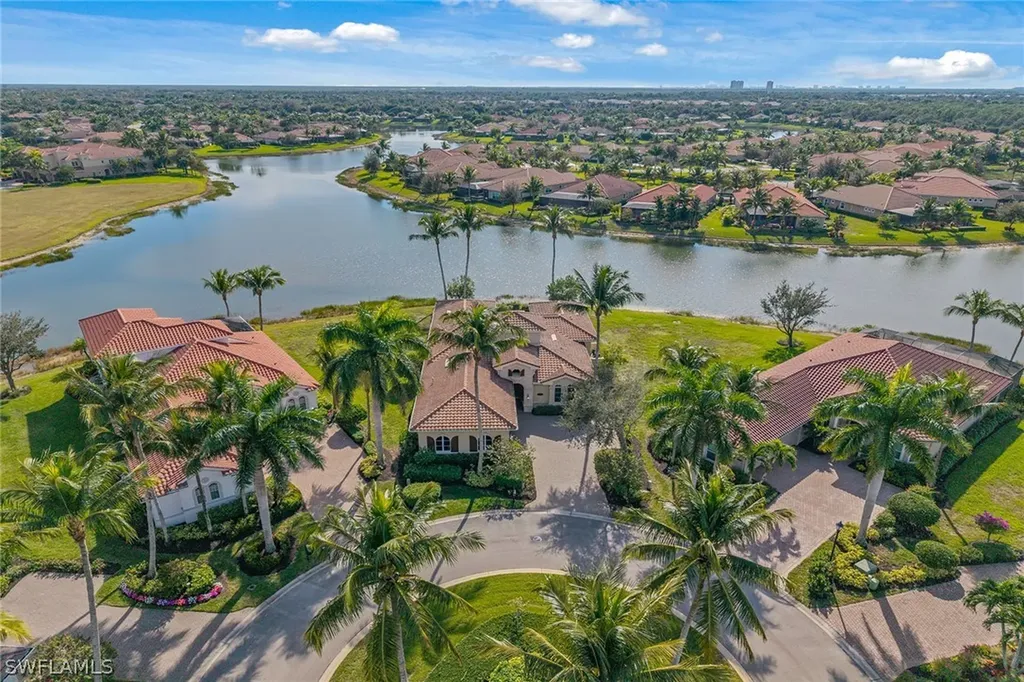 Naples FL, 9322 Chiasso Cove Court