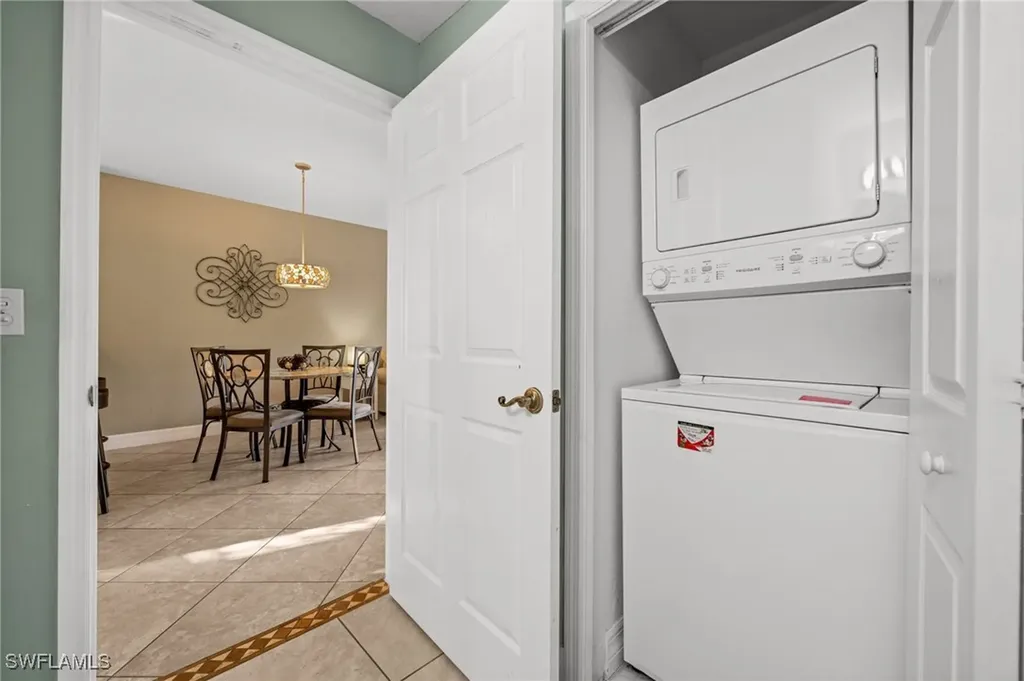 9175 Celeste Drive Naples FL 34113