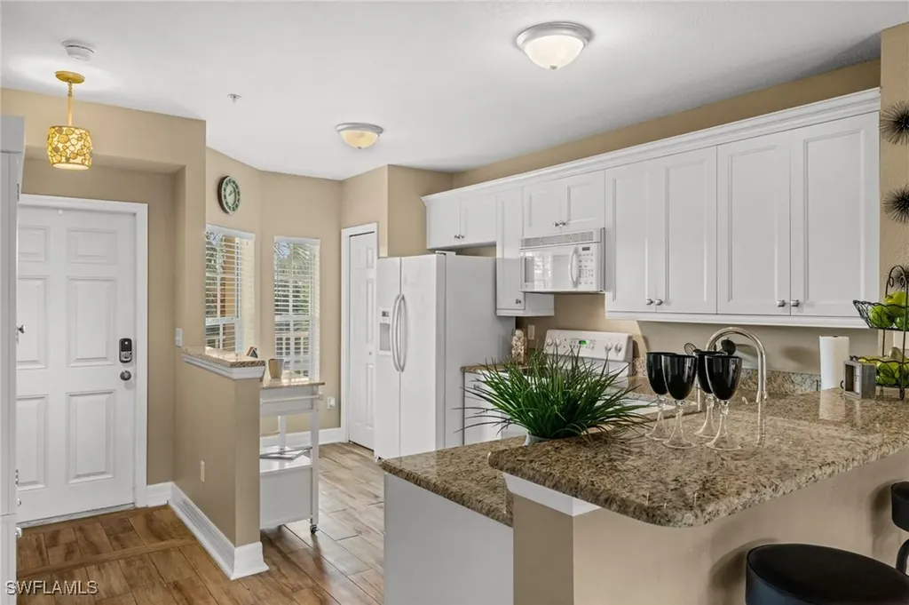 9175 Celeste Drive Naples FL 34113