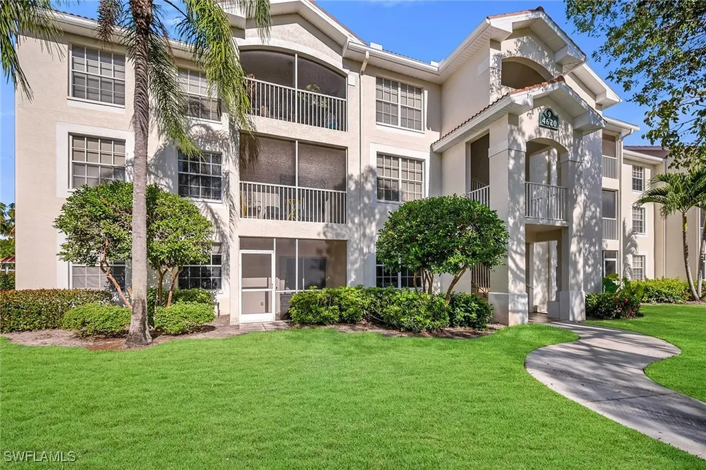 4620 Saint Croix Lane Naples FL 34109