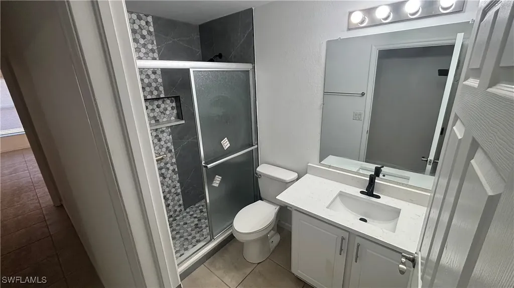 2435 NW 7th Terrace Cape Coral FL 33993