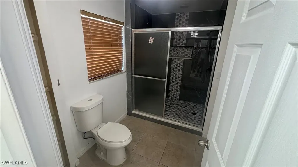 2435 NW 7th Terrace Cape Coral FL 33993