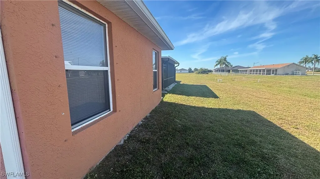 2435 NW 7th Terrace Cape Coral FL 33993