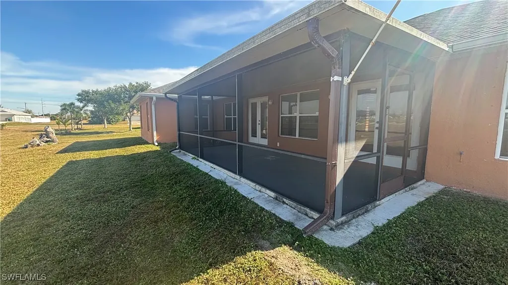 2435 NW 7th Terrace Cape Coral FL 33993