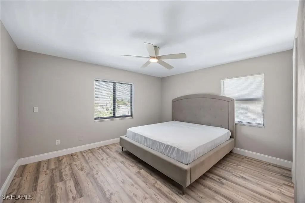 228 Fox Glen Drive Naples FL 34104