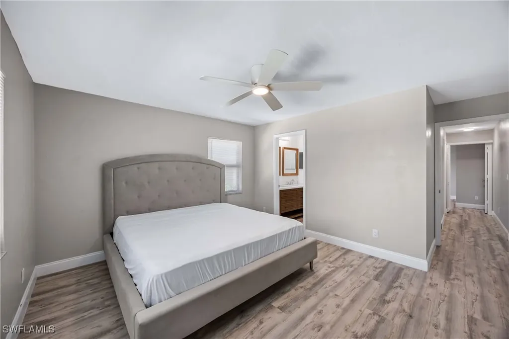 228 Fox Glen Drive Naples FL 34104