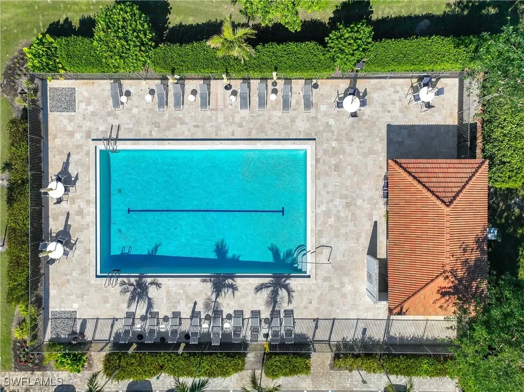 228 Fox Glen Drive Naples FL 34104