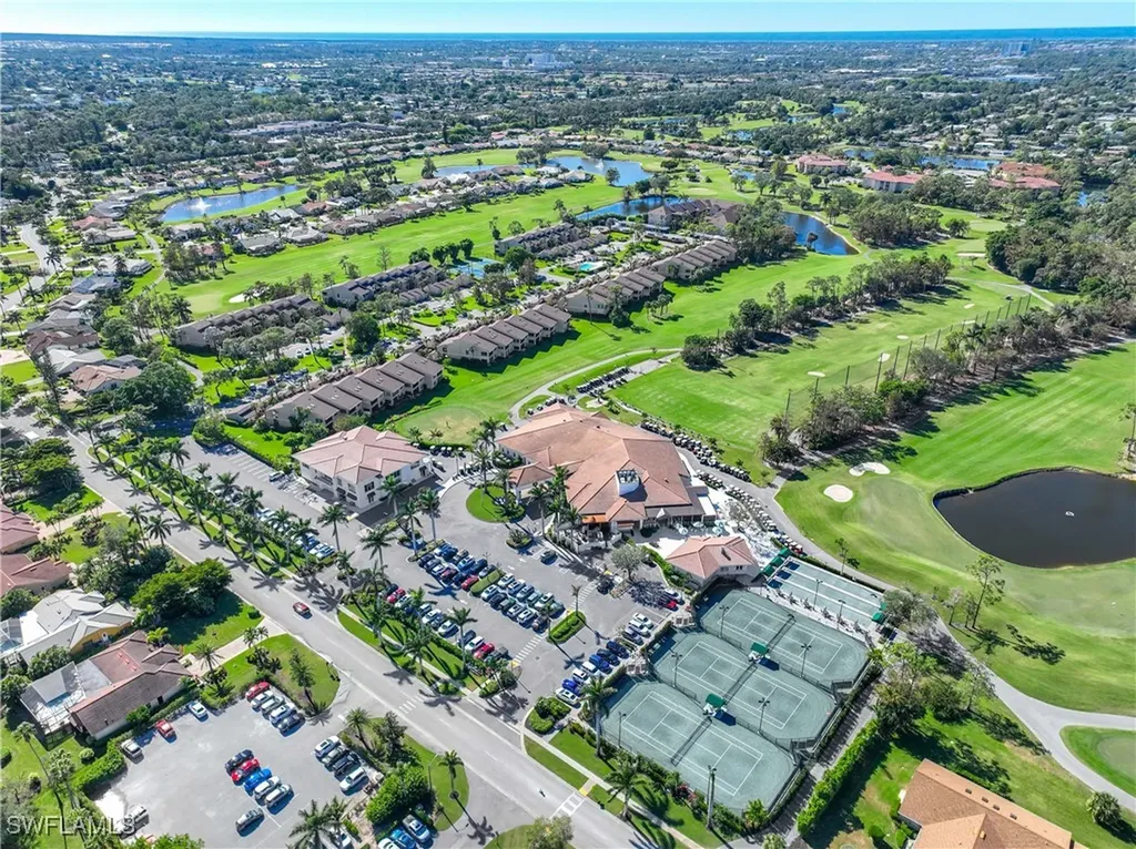 228 Fox Glen Drive Naples FL 34104