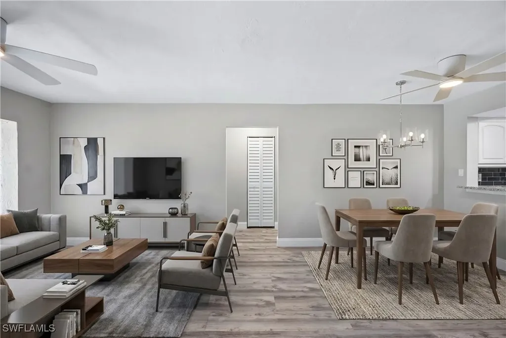 228 Fox Glen Drive Naples FL 34104