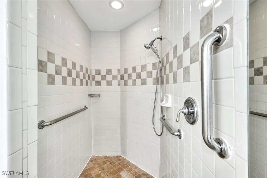 3332 White Boulevard Naples FL 34117