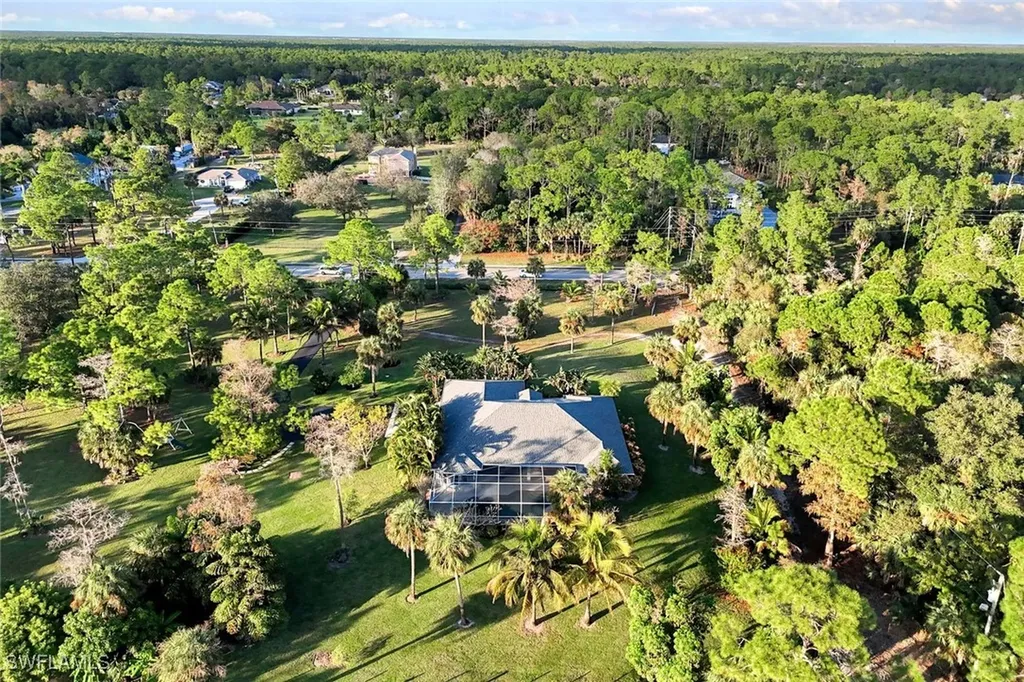 3332 White Boulevard Naples FL 34117