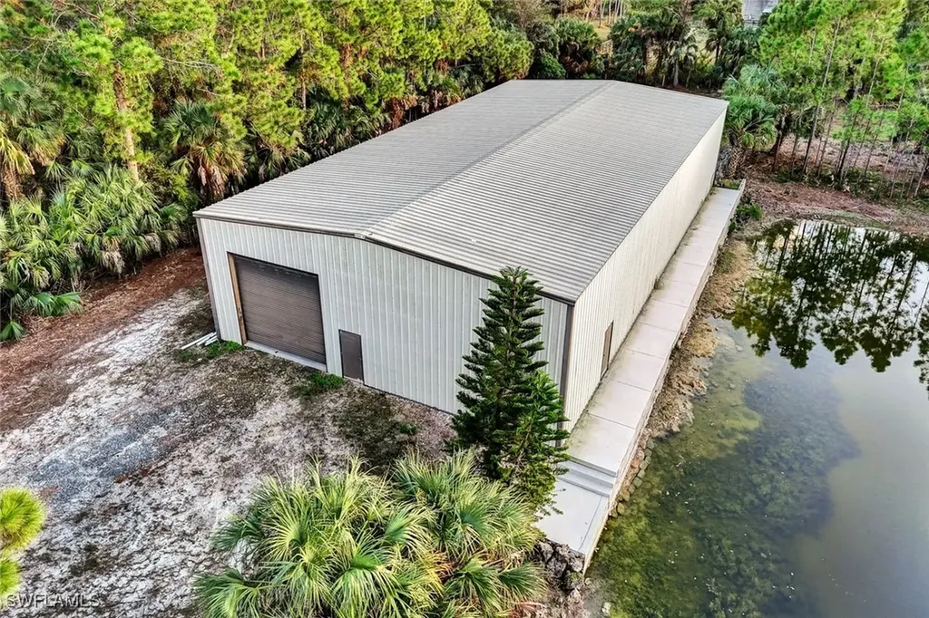 3332 White Boulevard Naples FL 34117