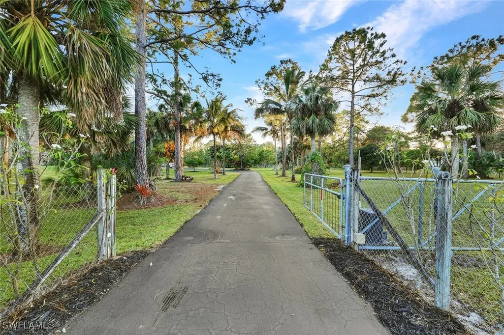3332 White Boulevard Naples FL 34117