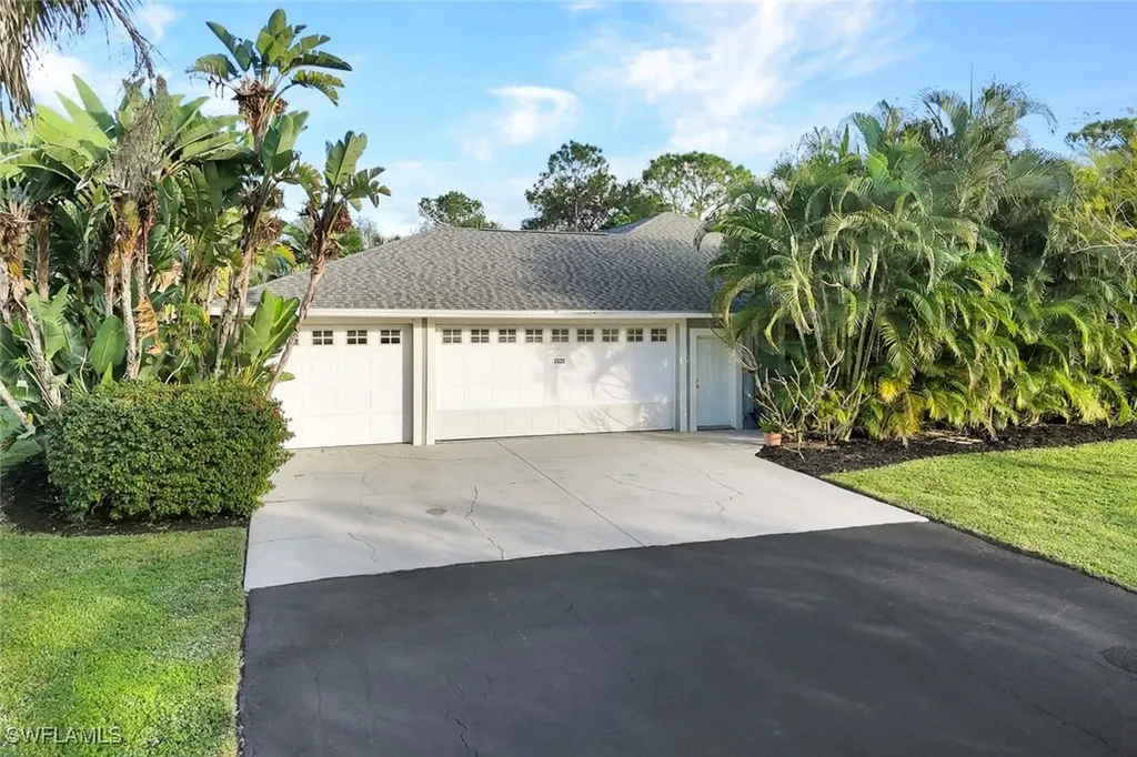 3332 White Boulevard Naples FL 34117