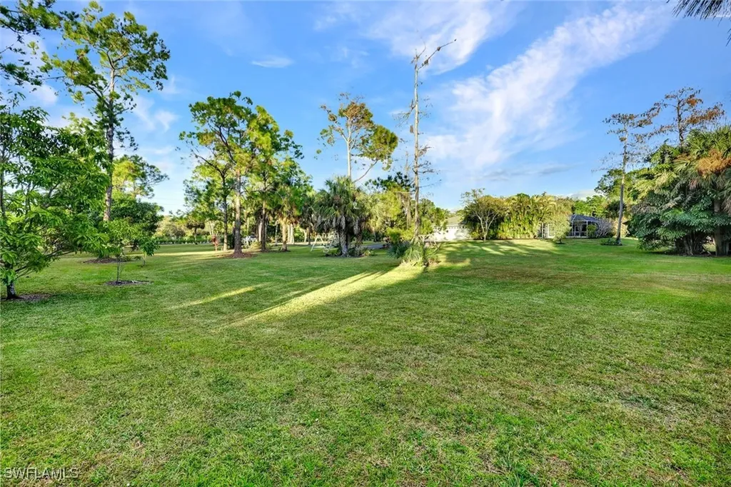 3332 White Boulevard Naples FL 34117