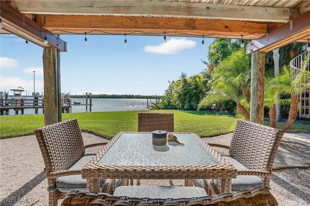 611 Palm Avenue Goodland FL 34140