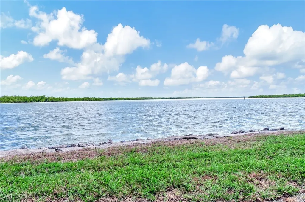 611 Palm Avenue Goodland FL 34140