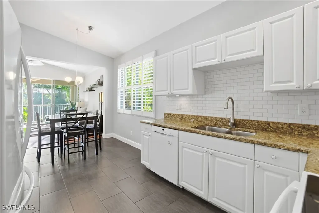 7110 Wild Forest Court Naples FL 34109