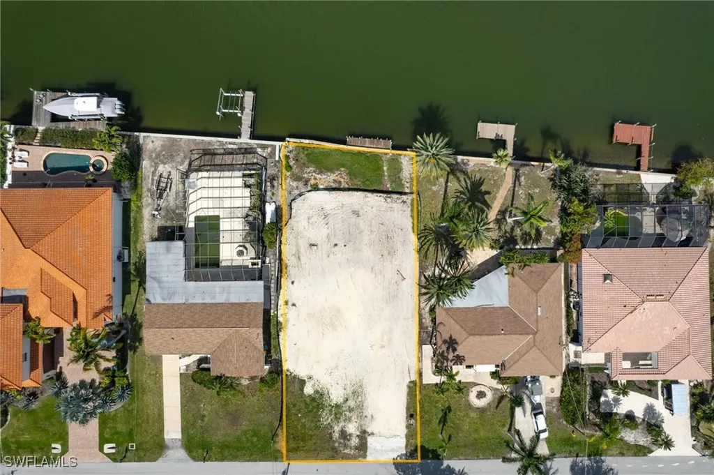251 6th Street Bonita Springs FL 34134