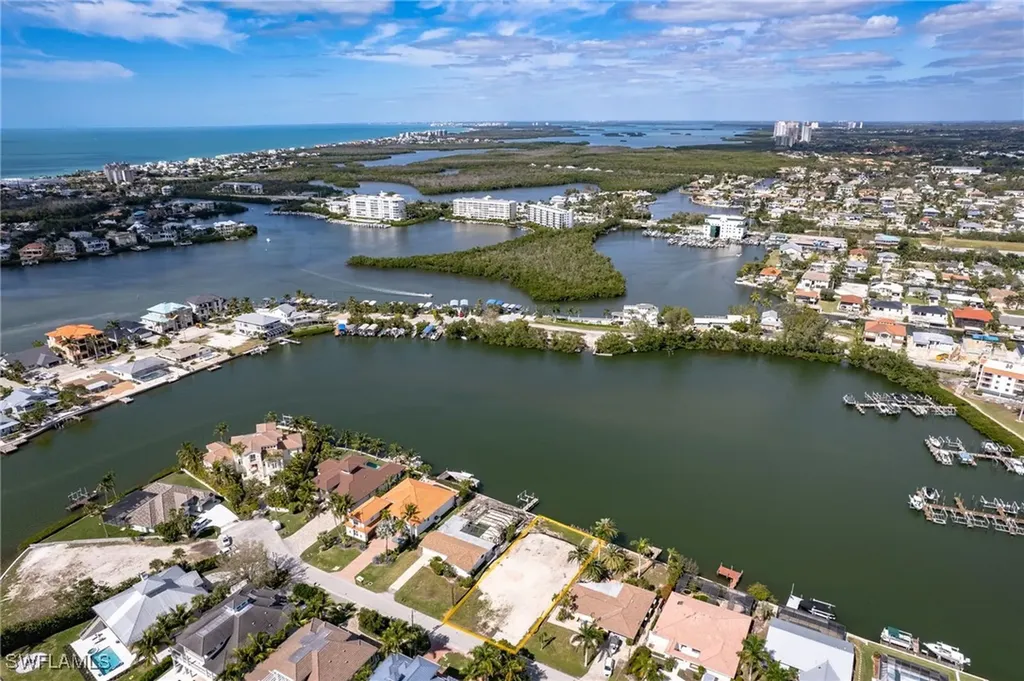 251 6th Street Bonita Springs FL 34134