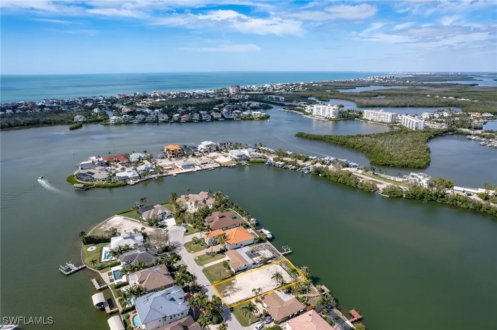 251 6th Street Bonita Springs FL 34134