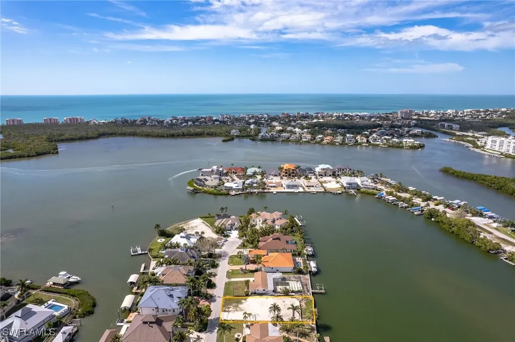 251 6th Street Bonita Springs FL 34134