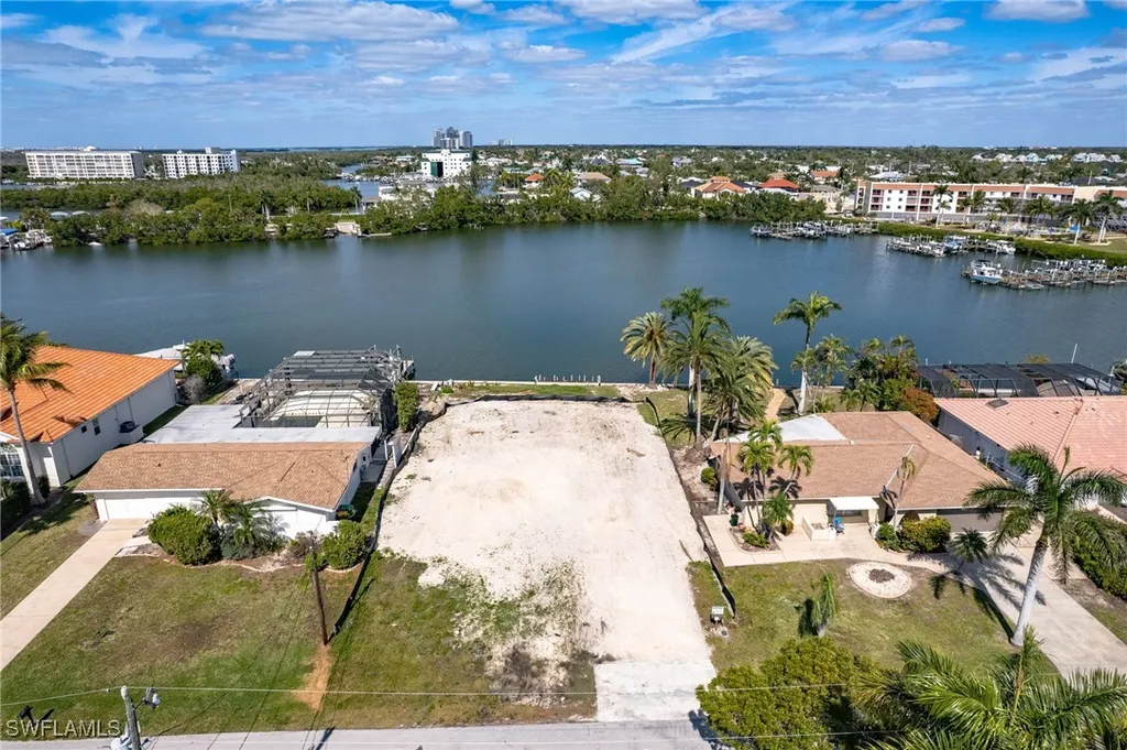 251 6th Street Bonita Springs FL 34134