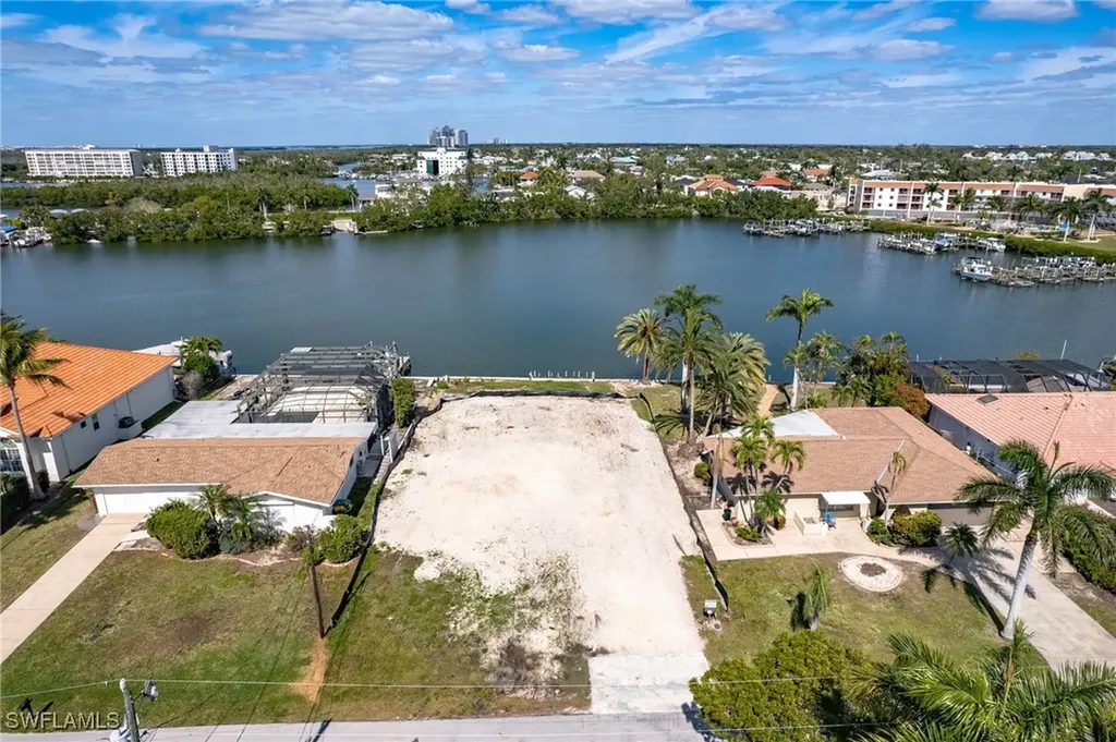 251 6th Street Bonita Springs FL 34134