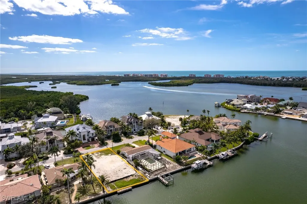 251 6th Street Bonita Springs FL 34134