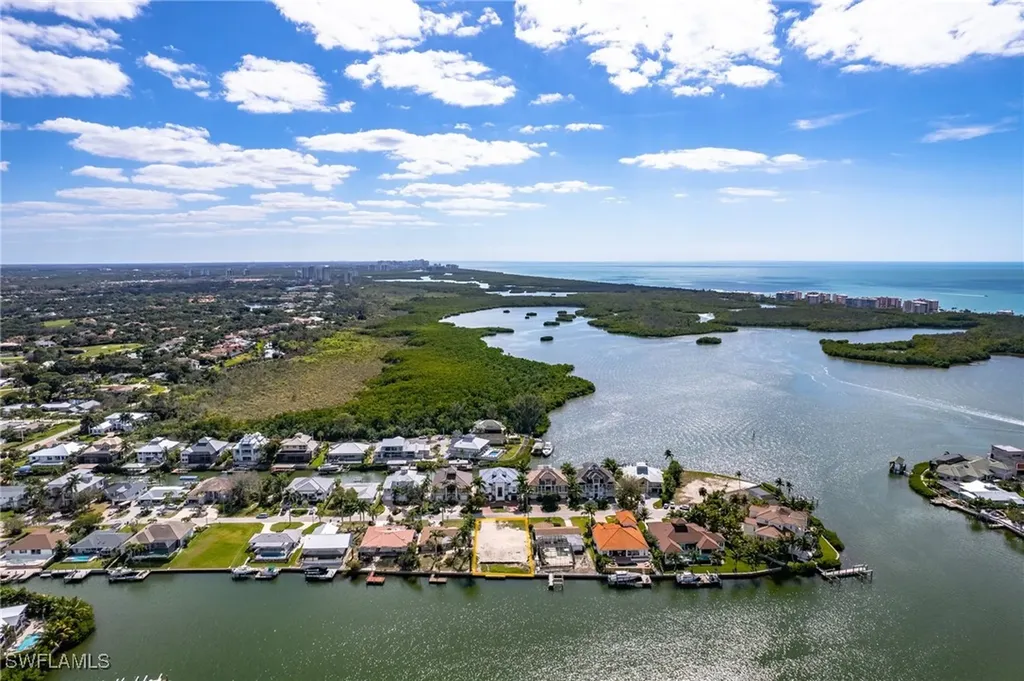 251 6th Street Bonita Springs FL 34134