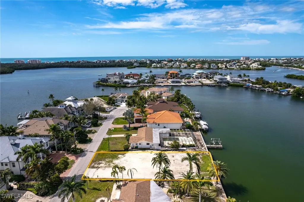 251 6th Street Bonita Springs FL 34134