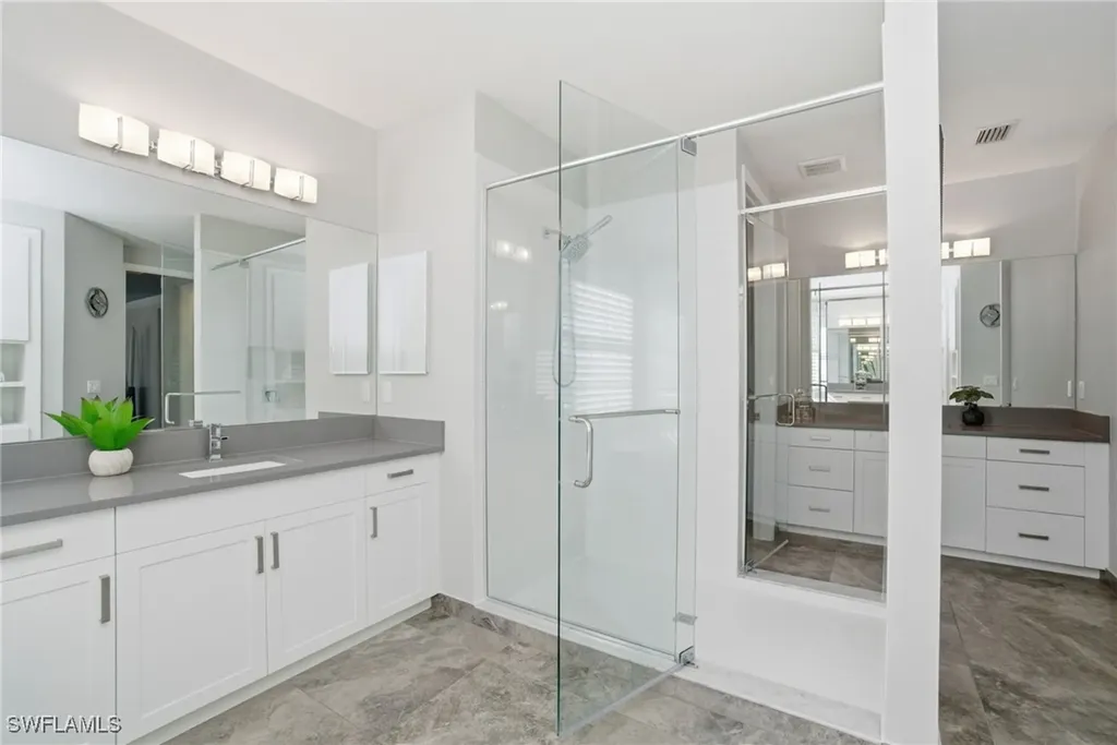 4654 Kensington Circle Naples FL 34119