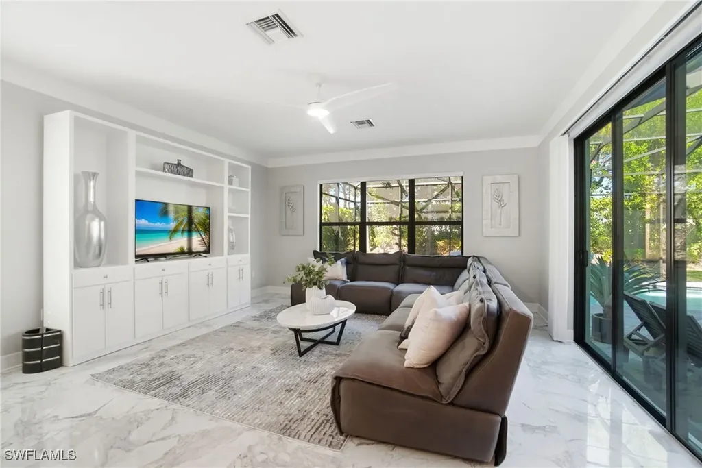 4654 Kensington Circle Naples FL 34119