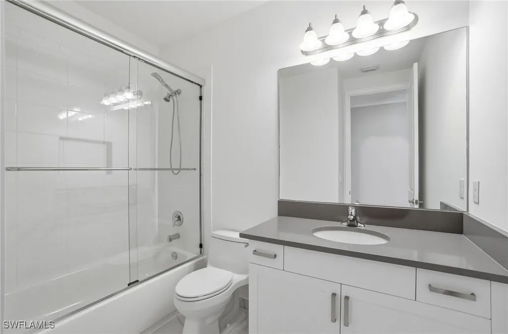 4654 Kensington Circle Naples FL 34119