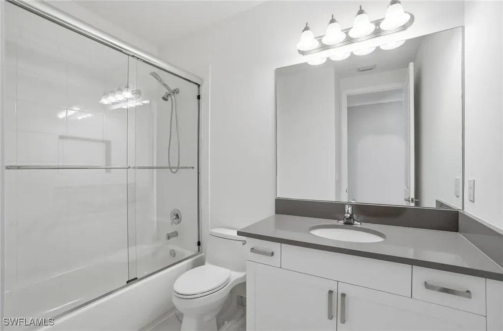 4654 Kensington Circle Naples FL 34119