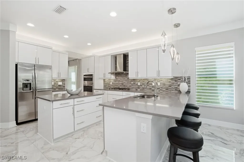 4654 Kensington Circle Naples FL 34119