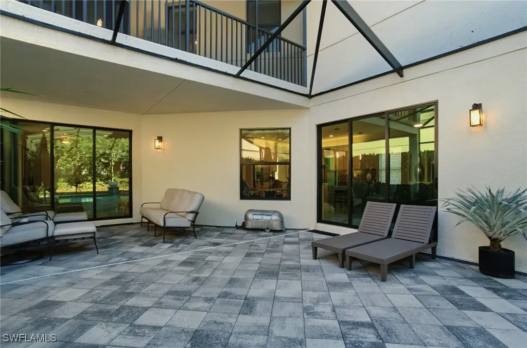 4654 Kensington Circle Naples FL 34119