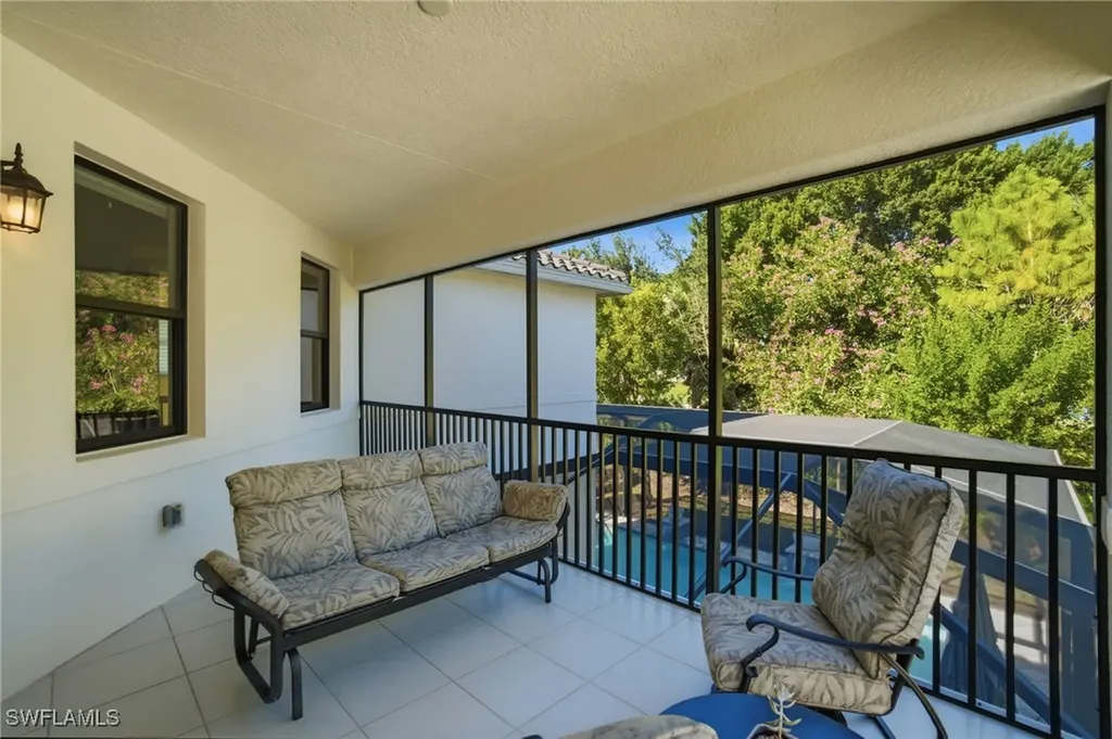4654 Kensington Circle Naples FL 34119